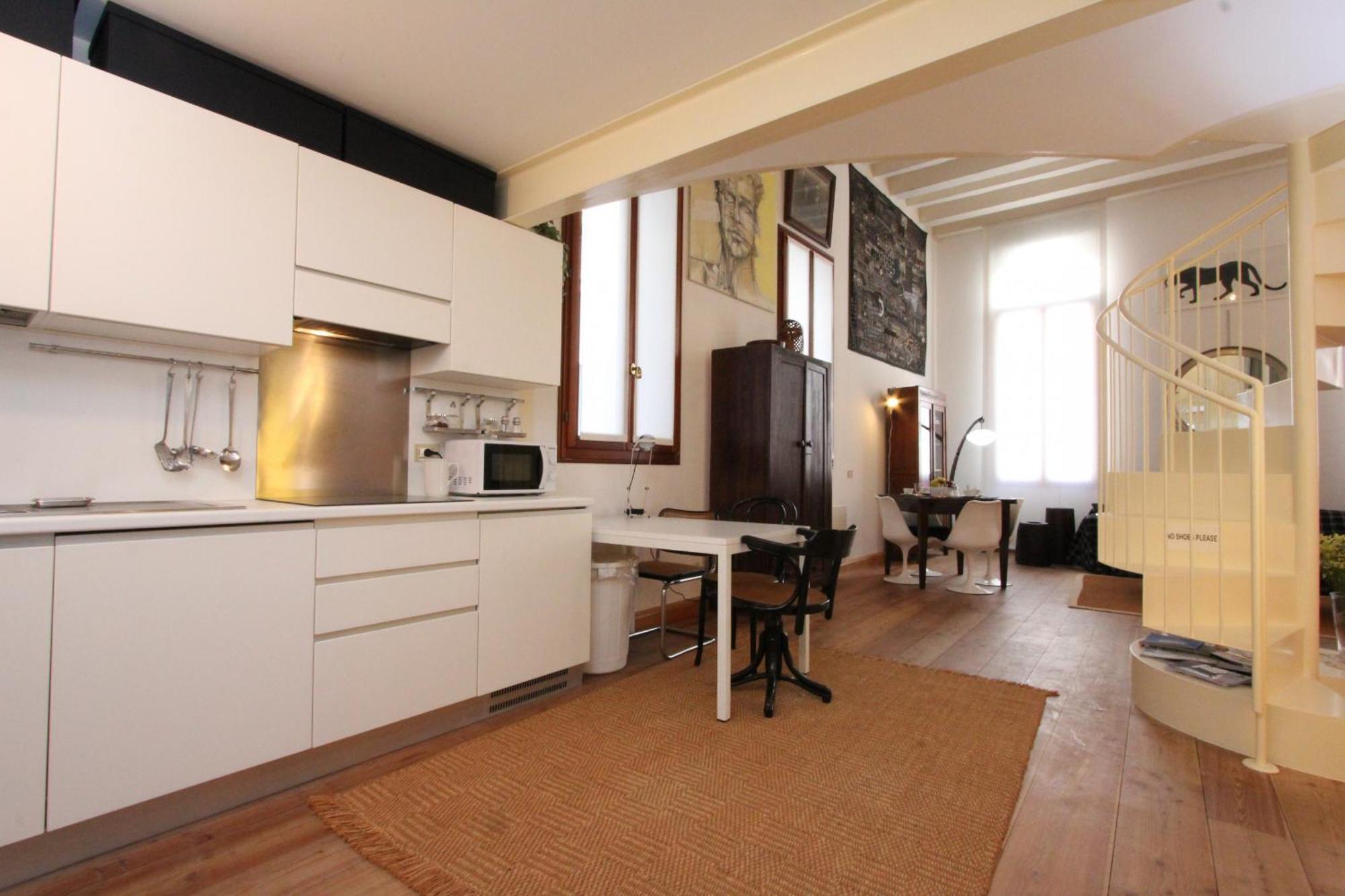 Apartment Design Loft, 400m From Rialto's Bridge